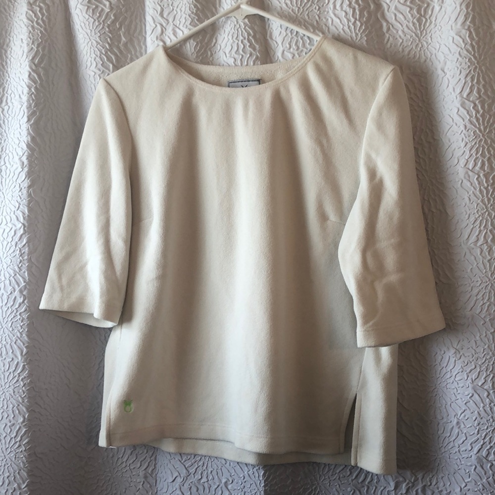 Off white top